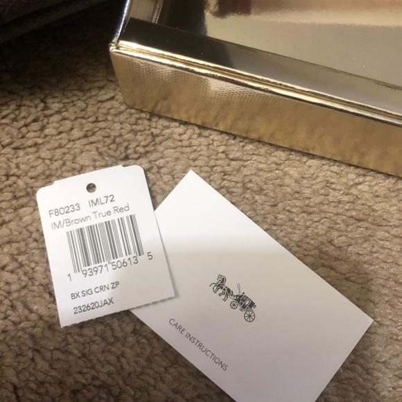 Coach Wallet - Picture 6 of 6